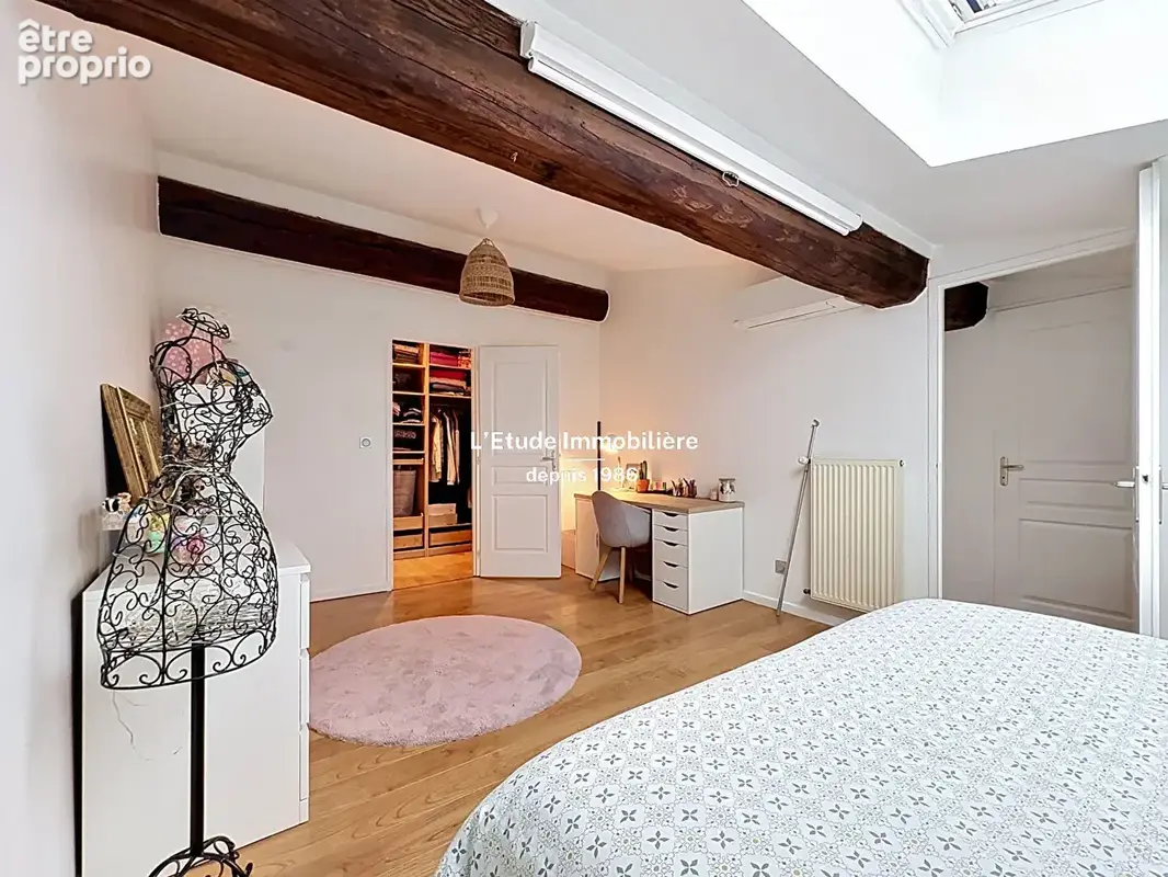 A VENDRE Maison Caluire LE BOURG 6 pièce(s) 136.30 m2 avec jardinet et Terrasse - photo 12