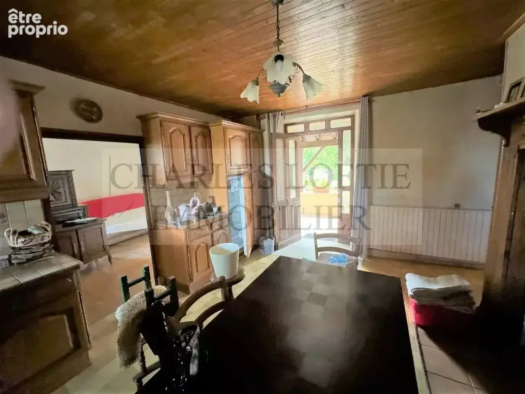 Ensemble de 2 maisons, dépendances sur 3 655 m² de terrain - photo 14