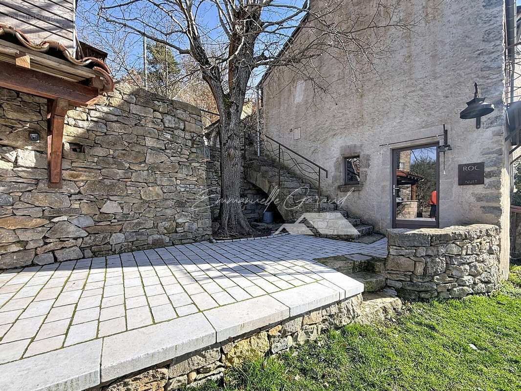 Maison à RIVIERE-SUR-TARN