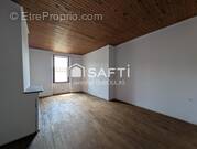 Photo 1 - Maison à SAINT-MORILLON