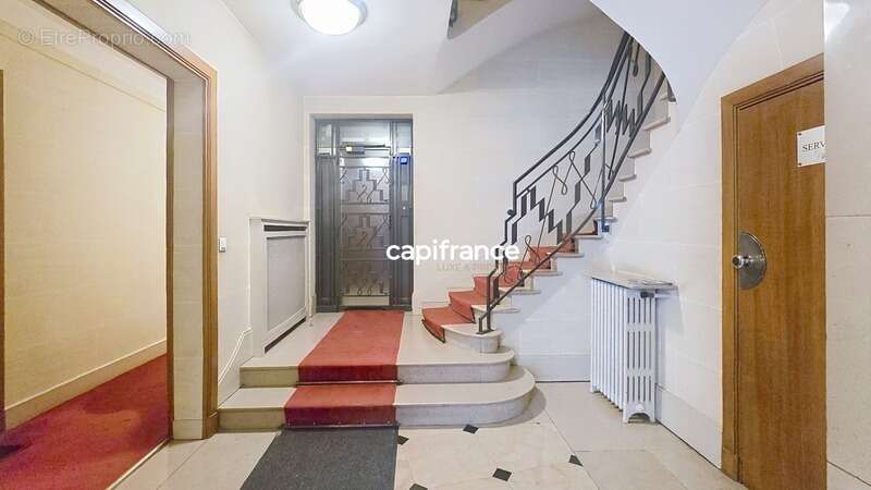 Appartement à vendre 4 pièces PARIS 17EME ARRONDISSEMENT (75) - photo 16