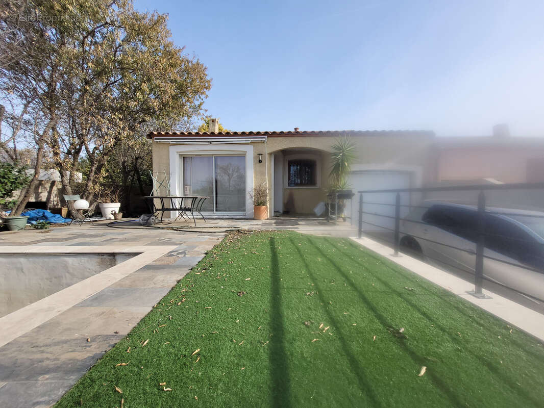 Maison à SALLES-D'AUDE