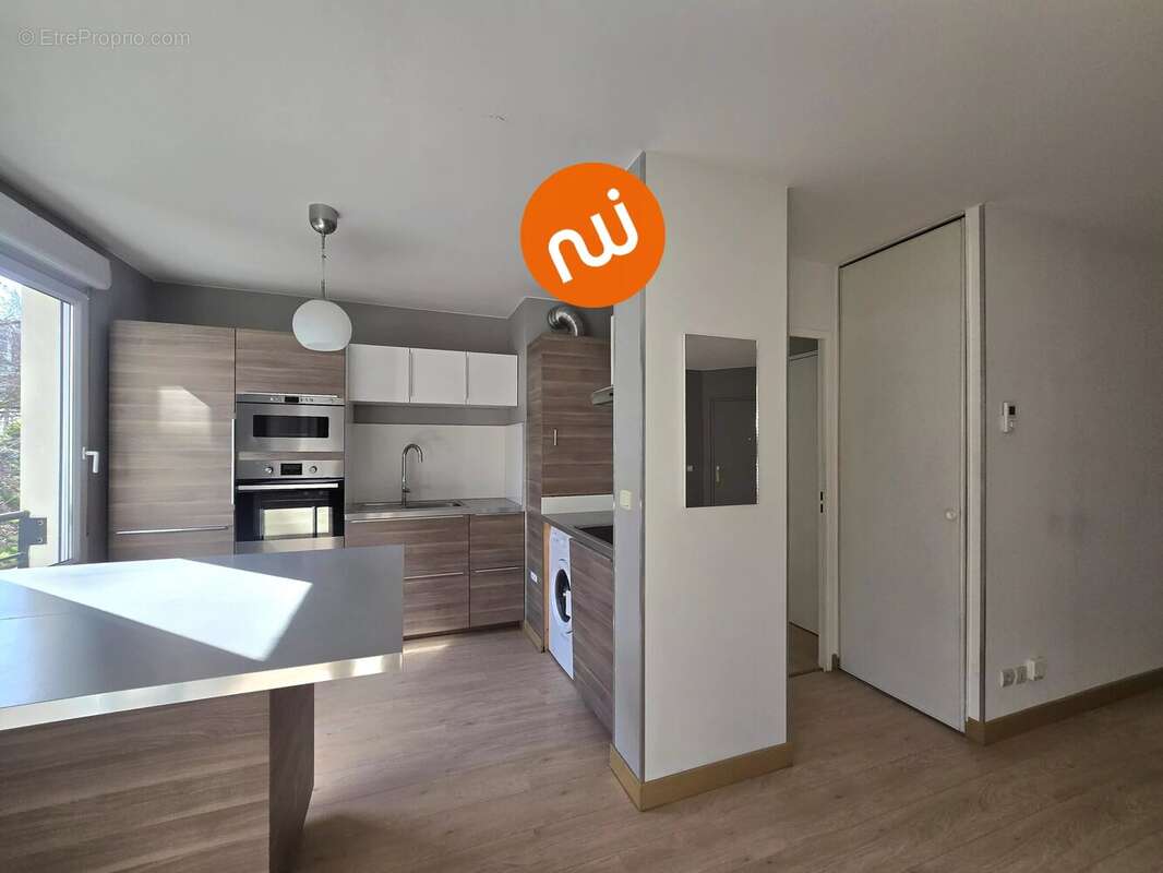 Appartement à TASSIN-LA-DEMI-LUNE
