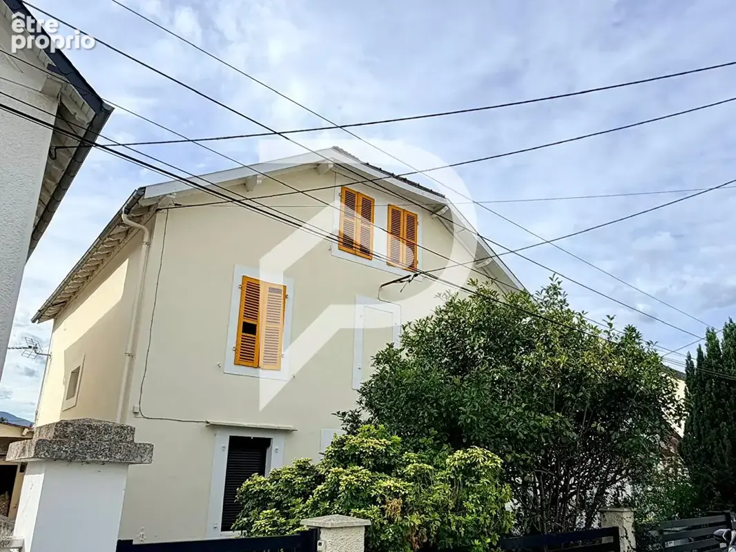Ensemble immobilier de 2 Maisons, 8 pièces 180 m² avec jardin - photo 5