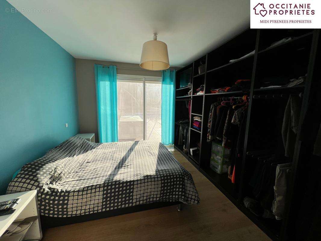 Maison à MONTBRUN-BOCAGE