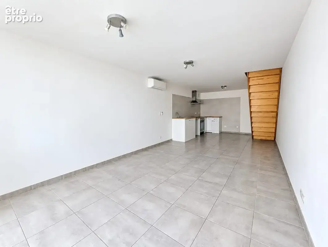 Maison de village rénovée 92 m2   3 chambres   Escales - photo 3