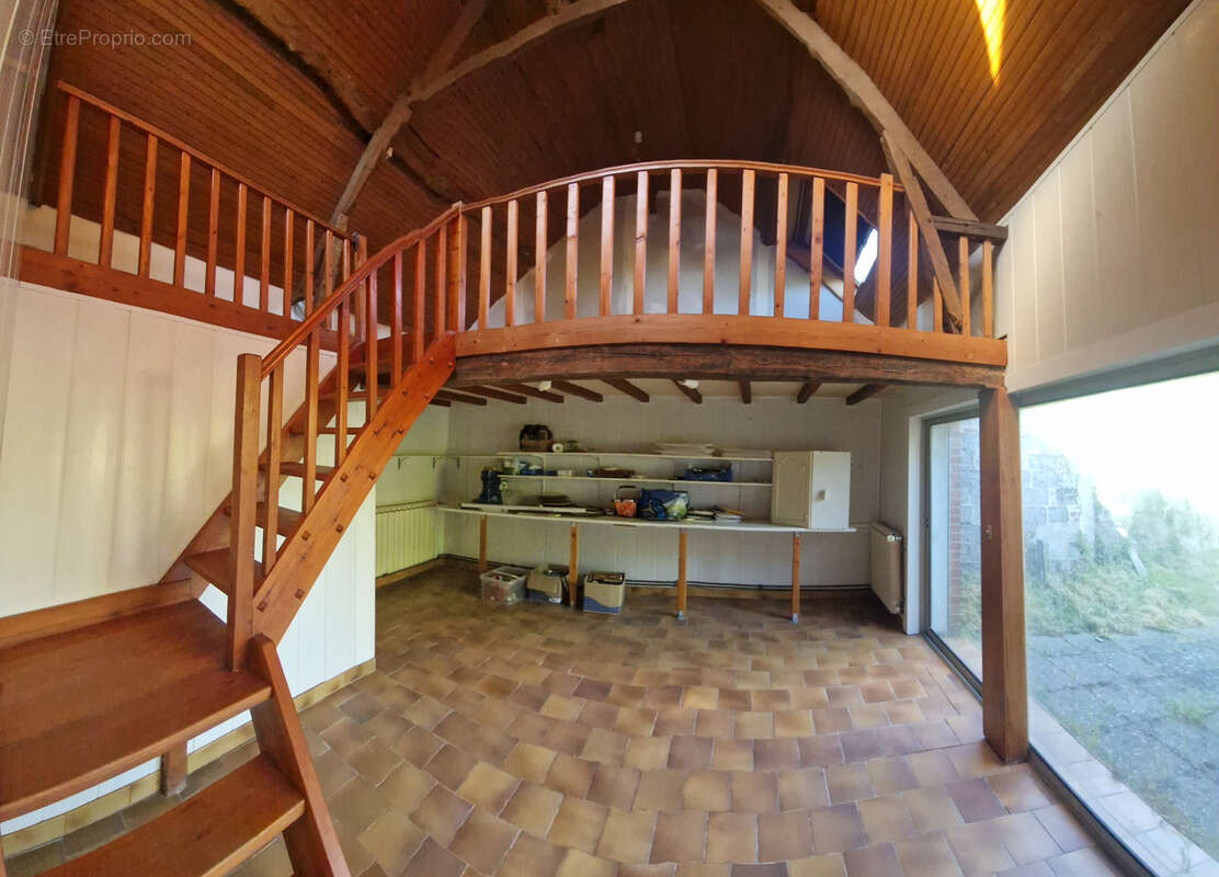Maison à ALLOUAGNE