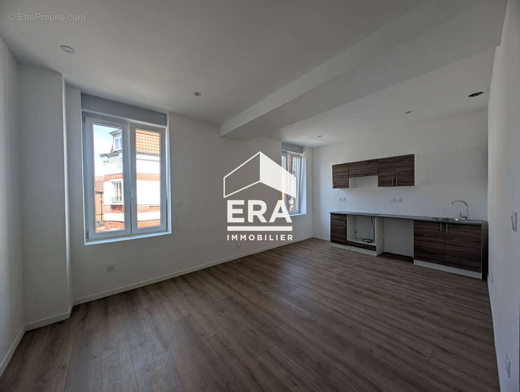 Immeuble de rapport - 3 lots d'habitation - Roubaix - photo 2