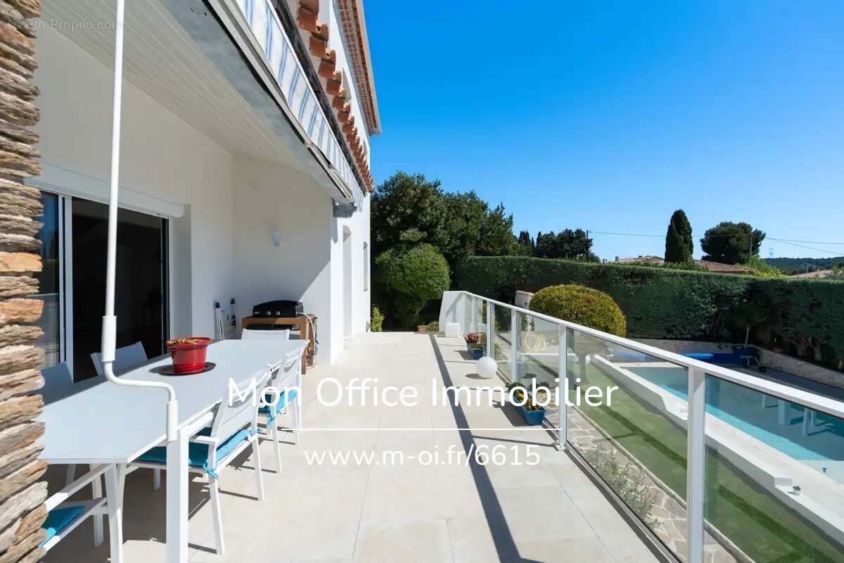 Maison à SAUSSET-LES-PINS