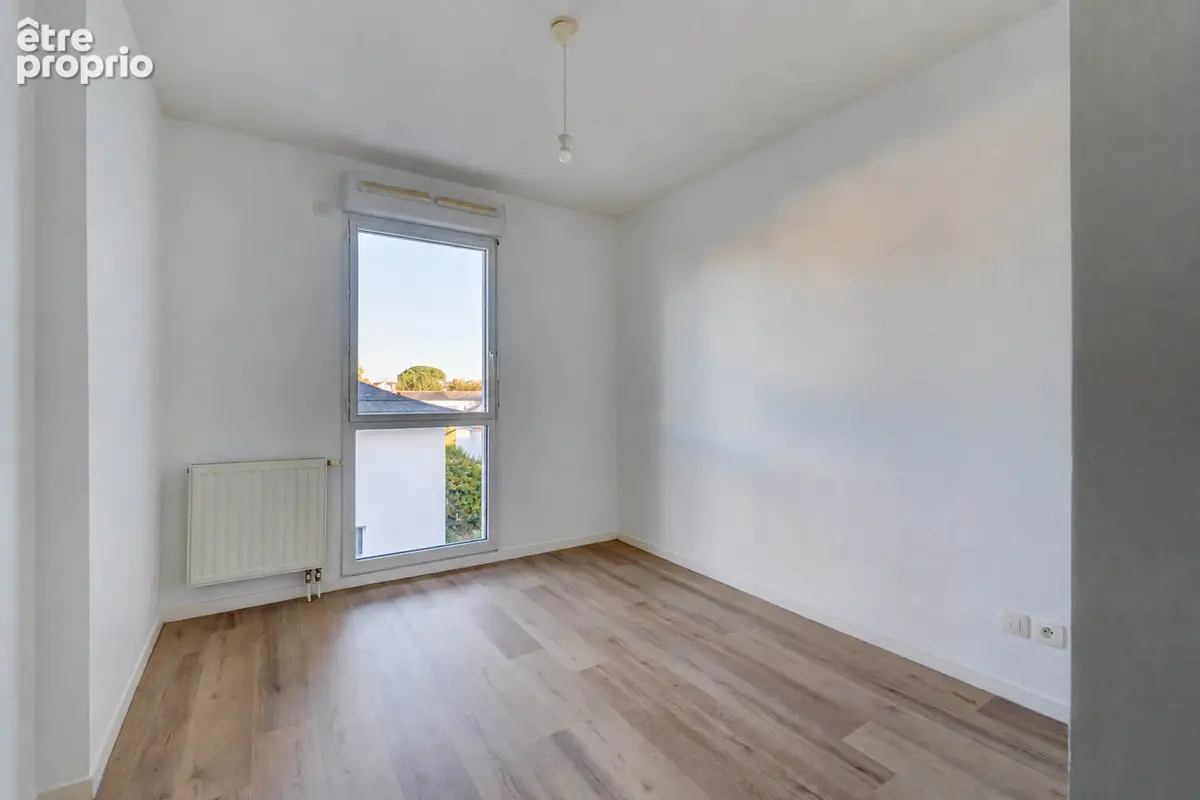 Appartement T5  90m2, garage 30 m2 et ascenseur - photo 7