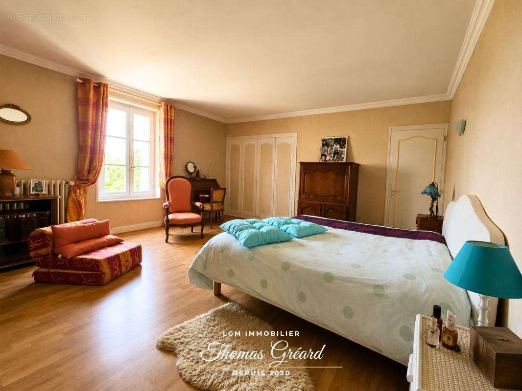 Propriété en pierre avec dépendances, vie de plain-pied et terrain de 2 168 m² à 10 minutes de Patay & 20 minutes de la base de  - photo 10