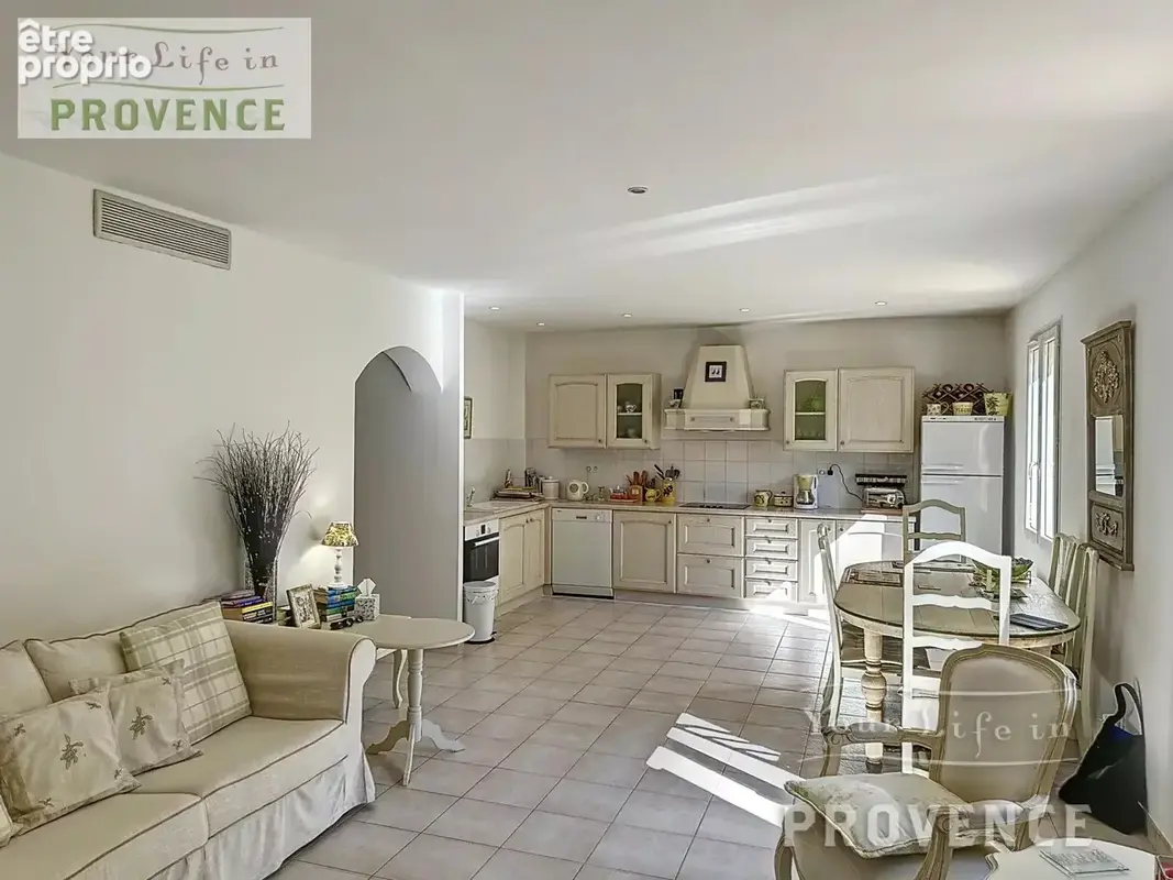 Superbe Appartement au rez de chaussé avec grande terrasse - photo 5