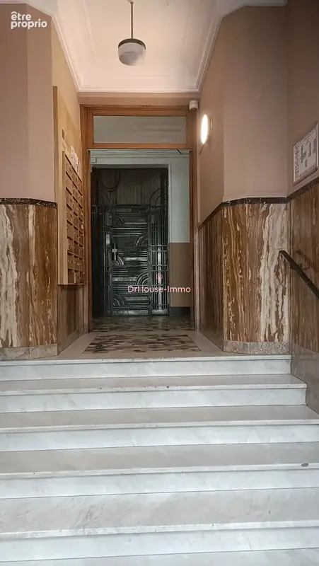 Appartement à MARSEILLE-3E