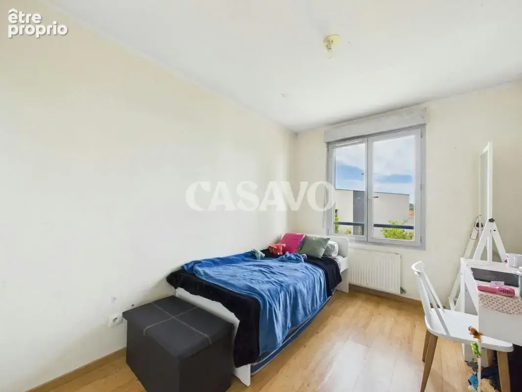 Vente Appartement 4 pièces de 77m² - 69150 Décines-Charpieu - photo 14