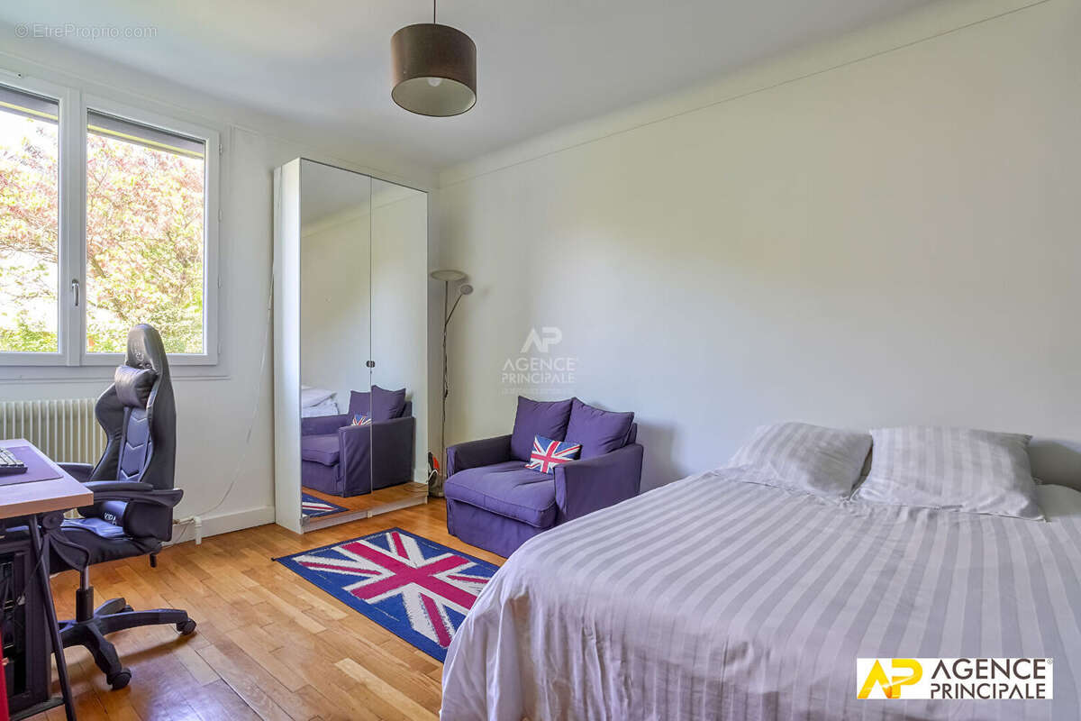 Maison à MAISONS-LAFFITTE