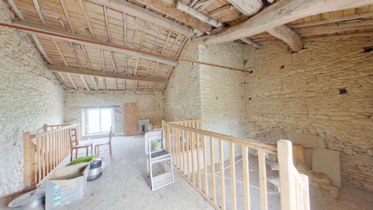 Maison à MAISONNEUVE