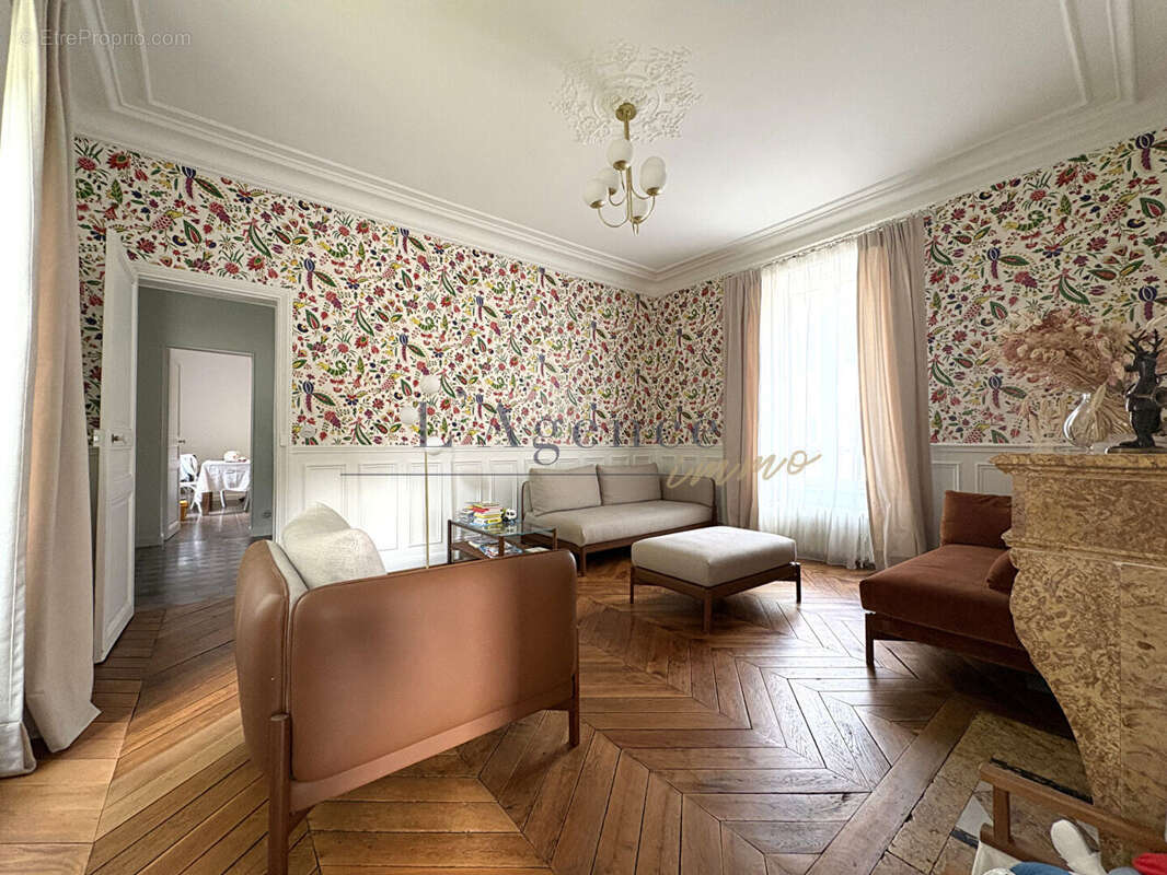 Maison à CHANTILLY