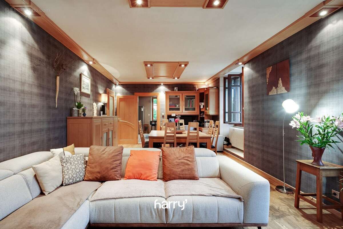 Maison à LE FRASNOIS