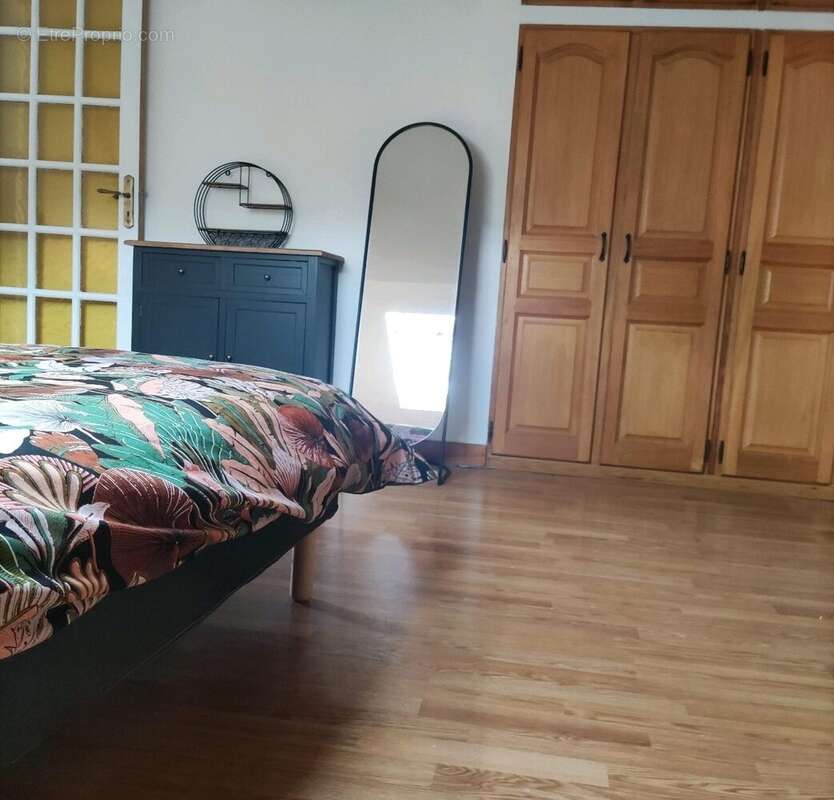 Appartement à LONGPERRIER