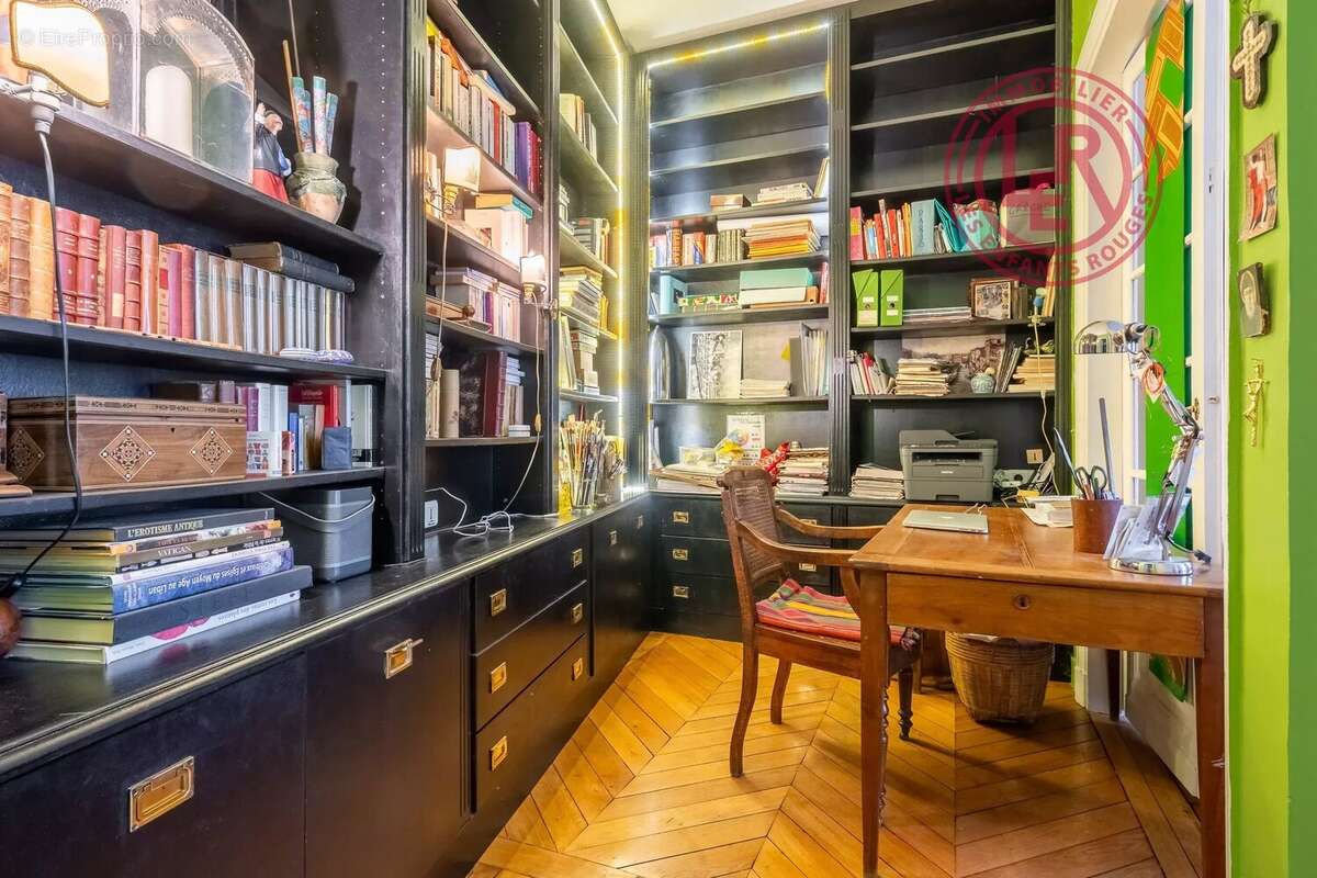 Appartement à PARIS-4E