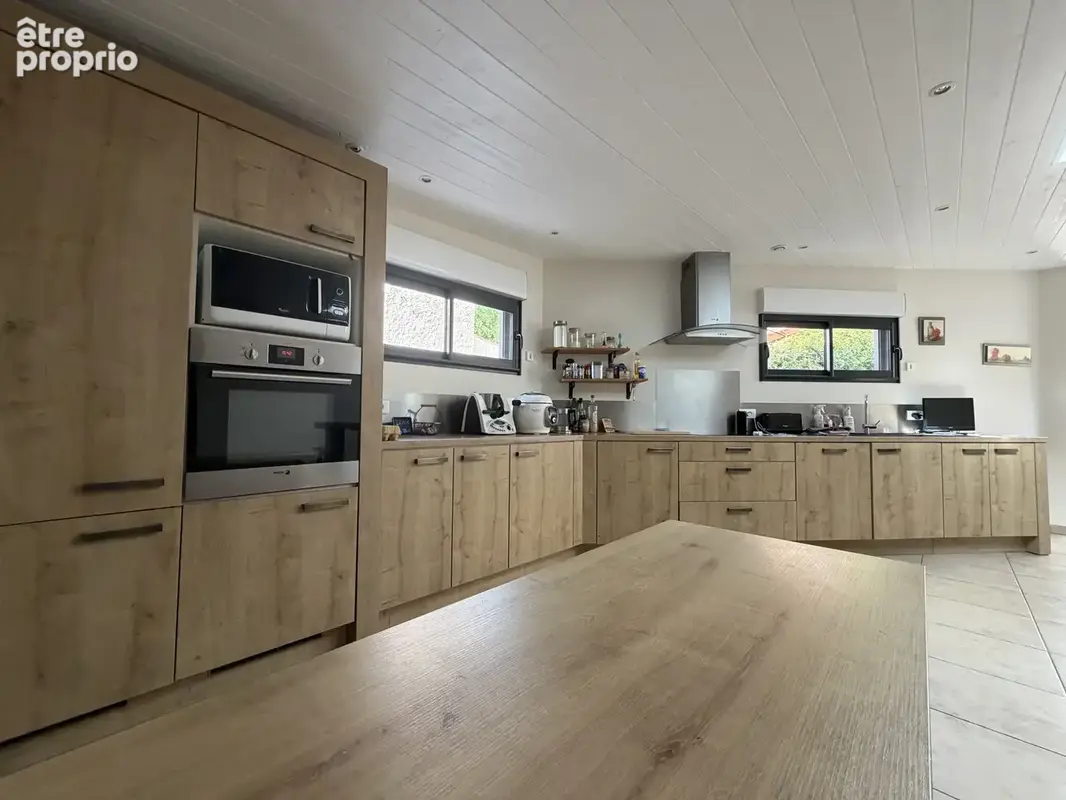AIZENAY, maison en pierres de 158 m2 sur 422 m2 de terrain - photo 7