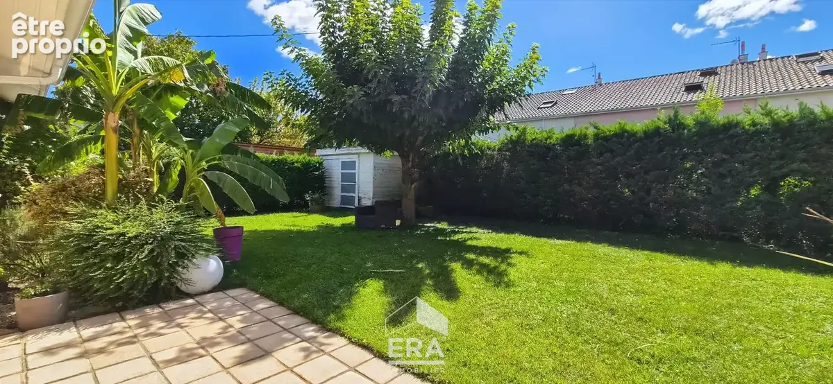 EYSINES CENTRE - Maison plain-pied 130m² sur 600m² de parcelle en 2e ligne - Calme - photo 12