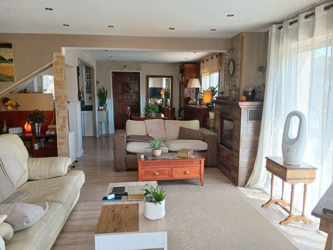 Urrugne, maison 5 pièces lumineuse avec piscine - photo 3