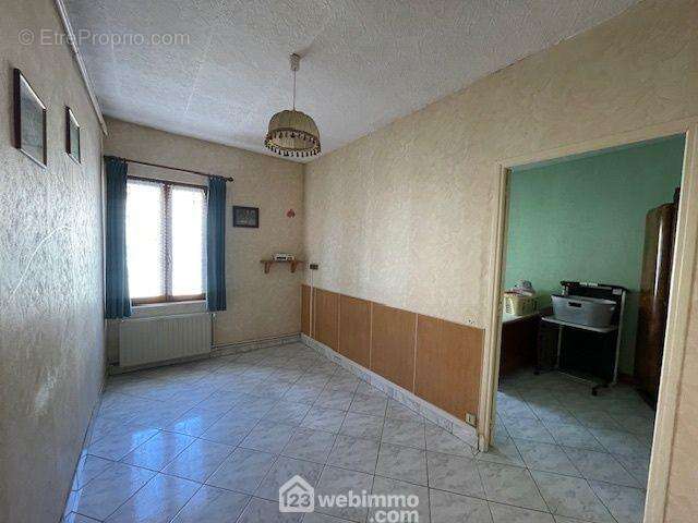 Maison à PONT-L&#039;EVEQUE