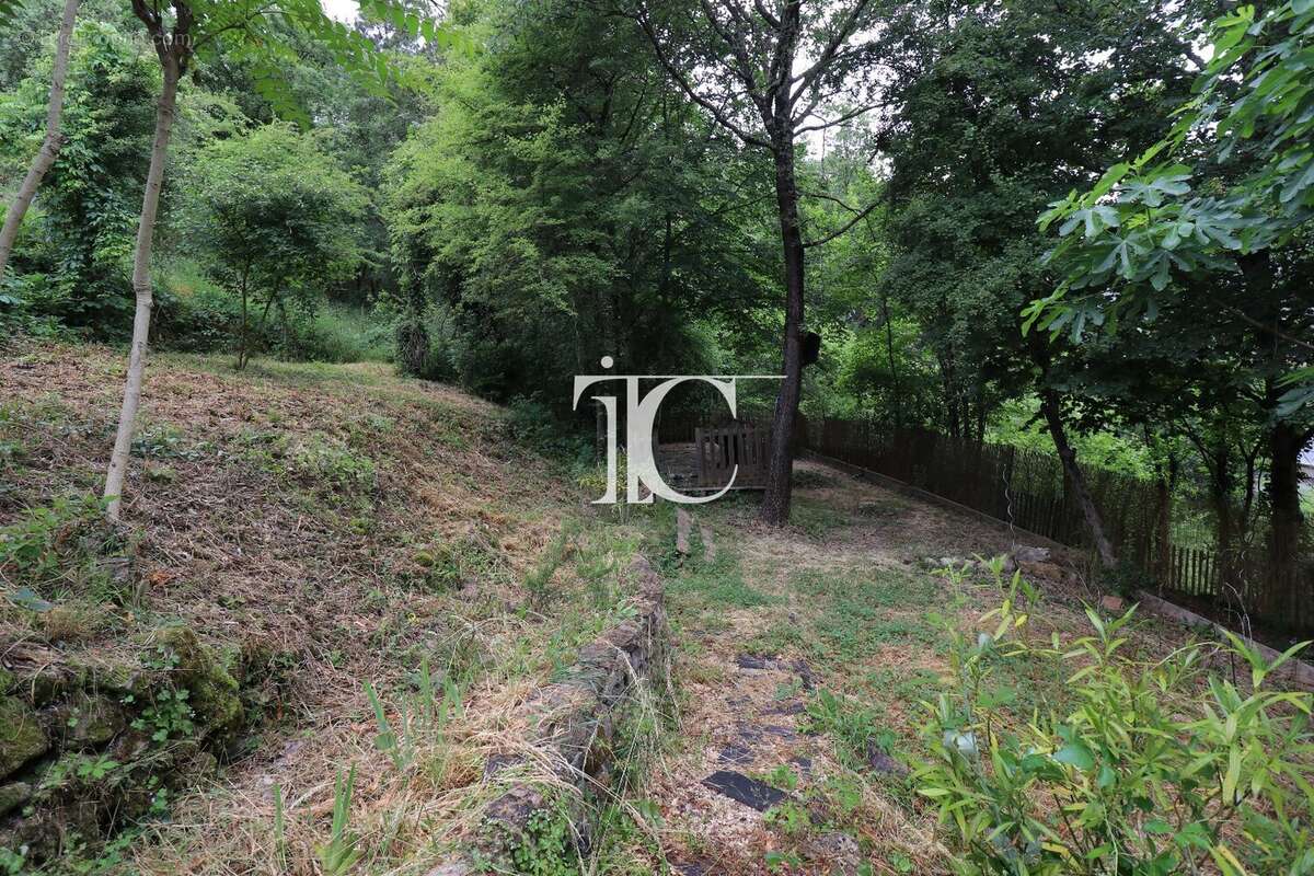 Maison à MOLIERES-SUR-CEZE