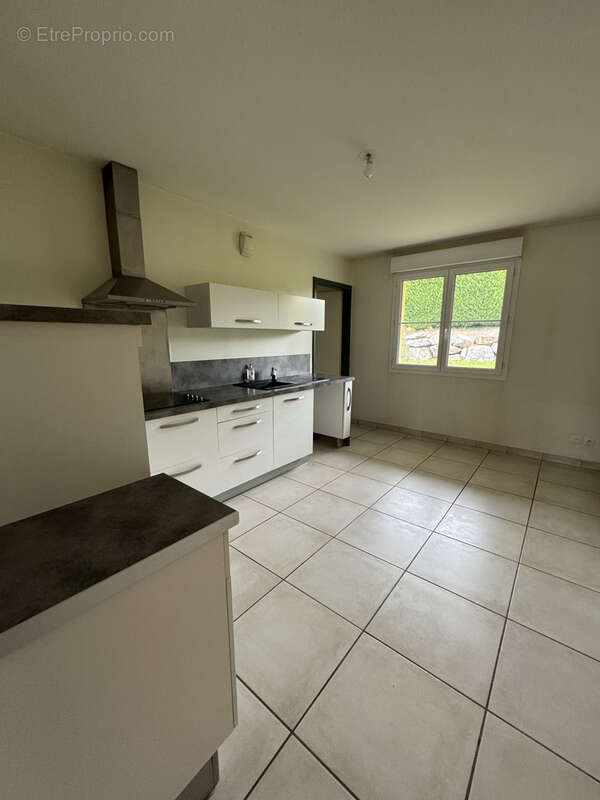 Appartement à LA FOUILLOUSE