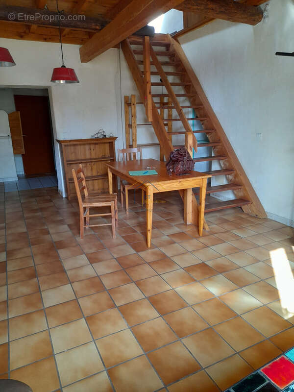 GIGNAC: Maison avec 2 appartements - photo 7