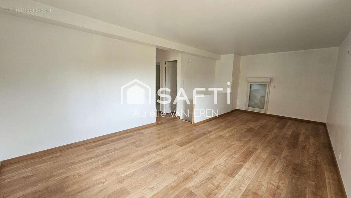 Maison 157 m² à Arquian  - photo 8