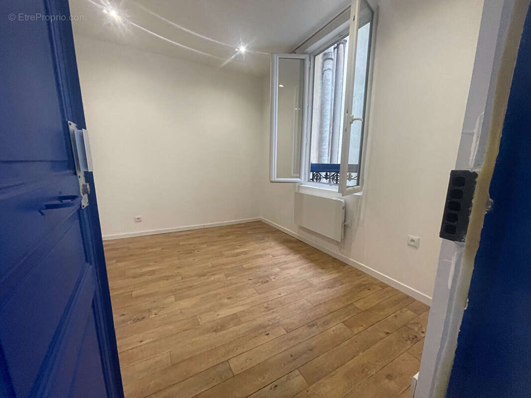 Appartement à PARIS-11E