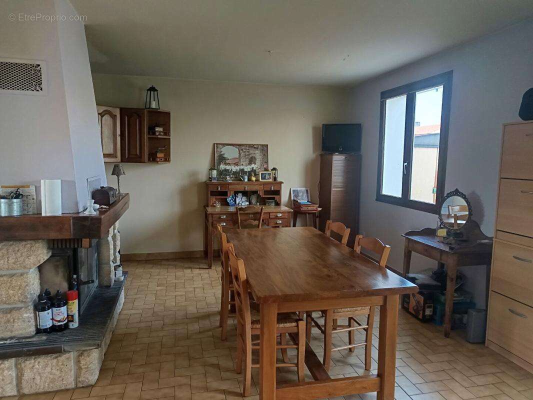 Maison à FONTENAY-LE-COMTE