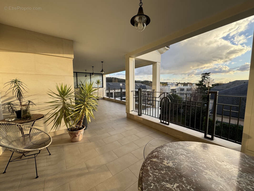 Appartement à SAINT-MAUR-DES-FOSSES