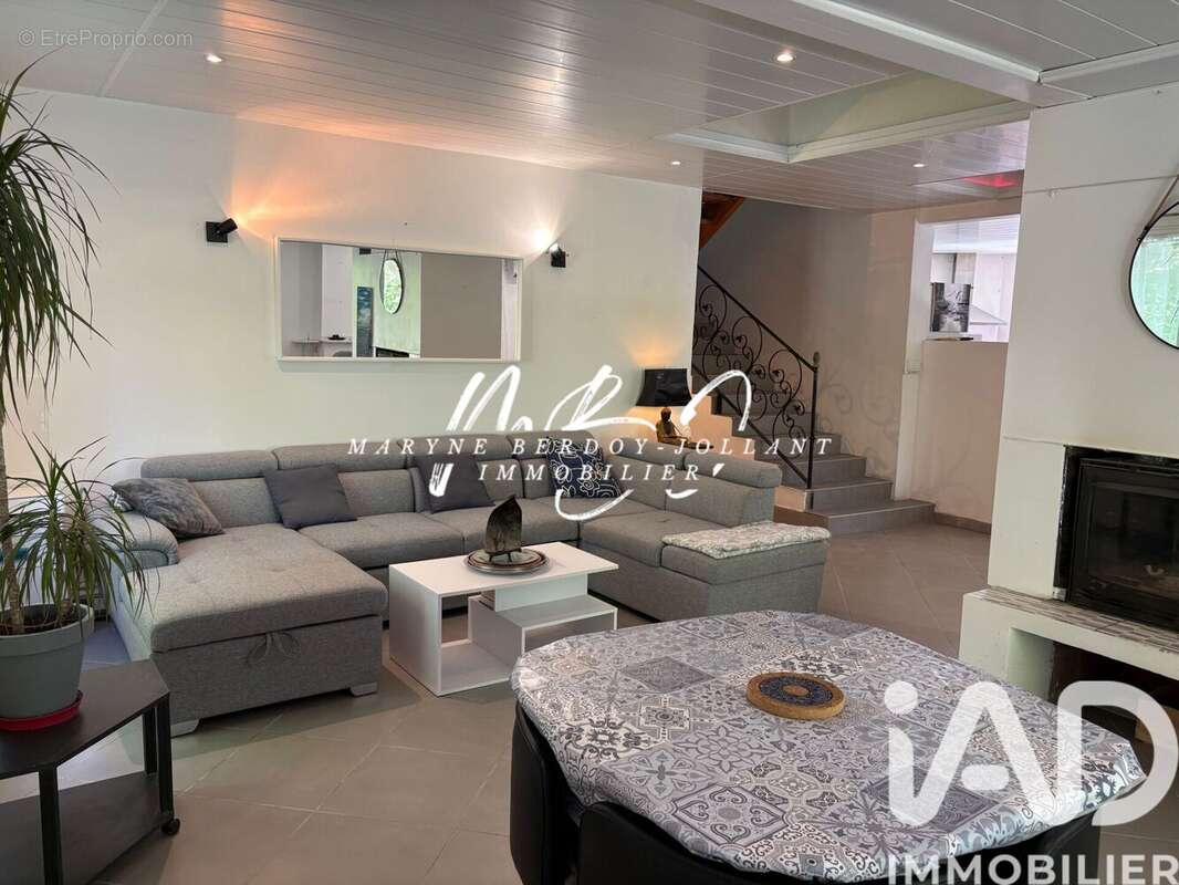 Maison 180 m² à Moirax  - photo 4