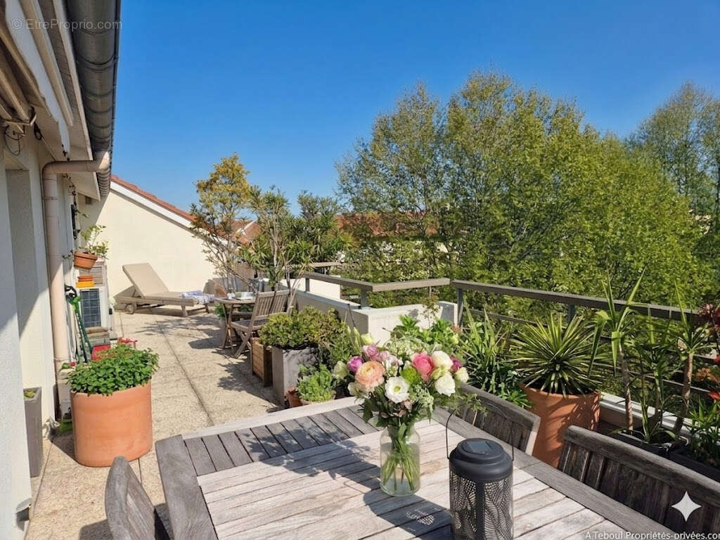 Appartement à VILLEURBANNE