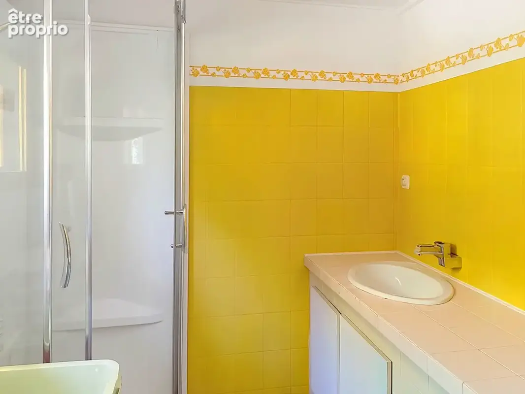 Propriété T7 avec studio, dépendances, garage et 6 035 m2 de terrain - photo 18