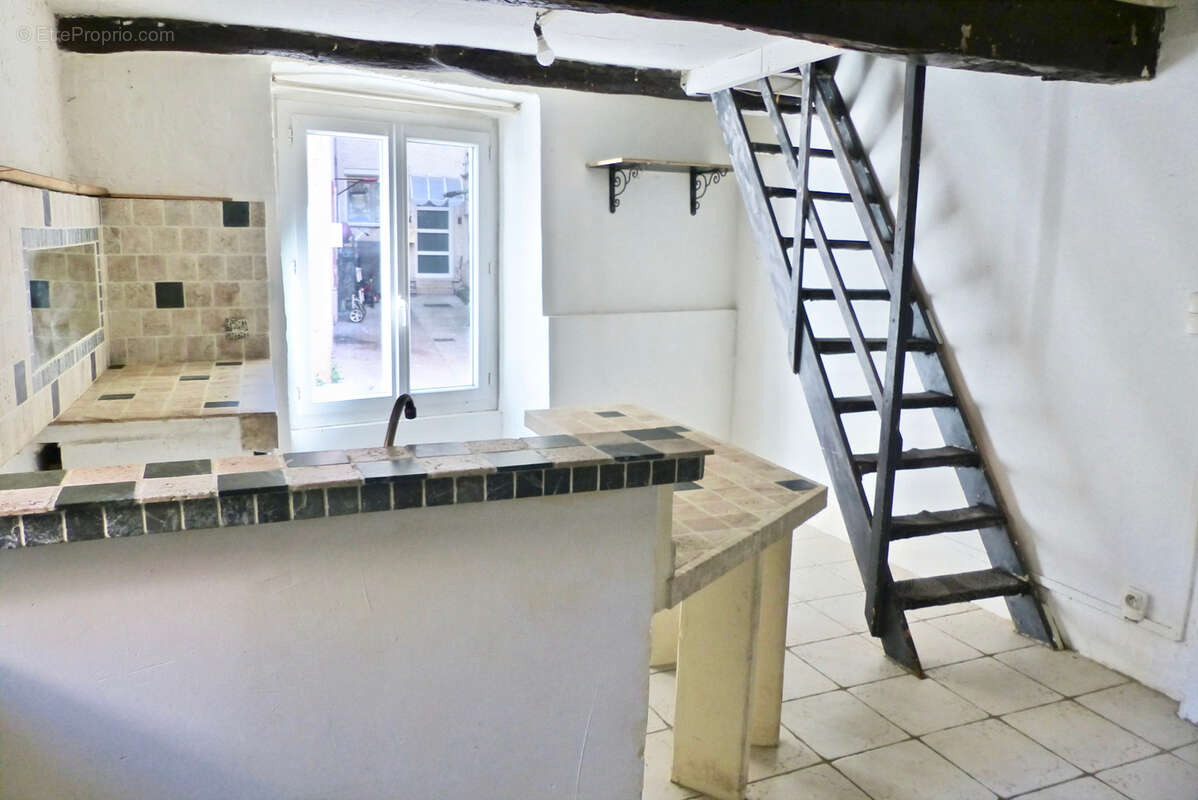 Maison à TAVERNES