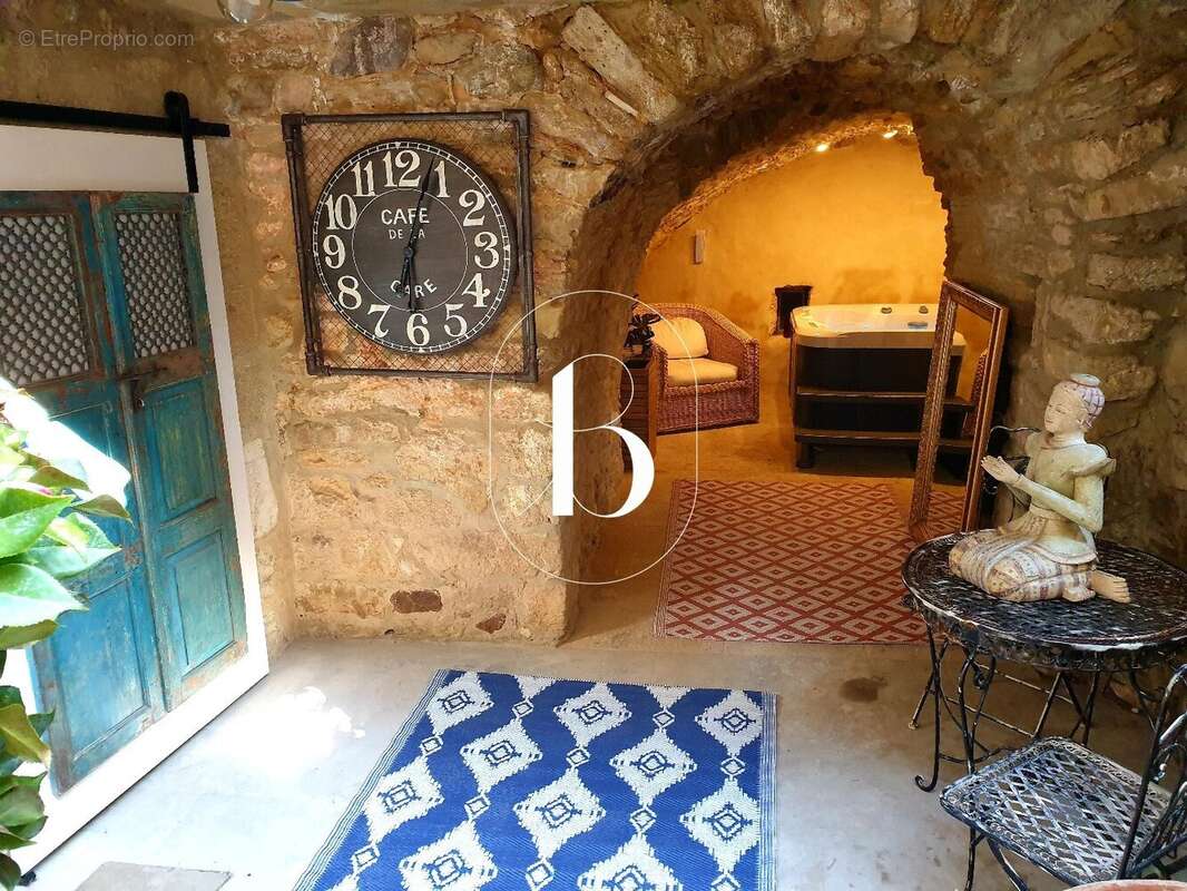 Maison à UZES