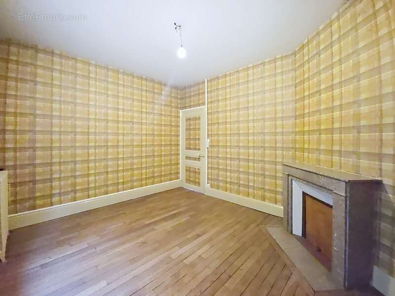 Maison à ANIZY-LE-CHATEAU