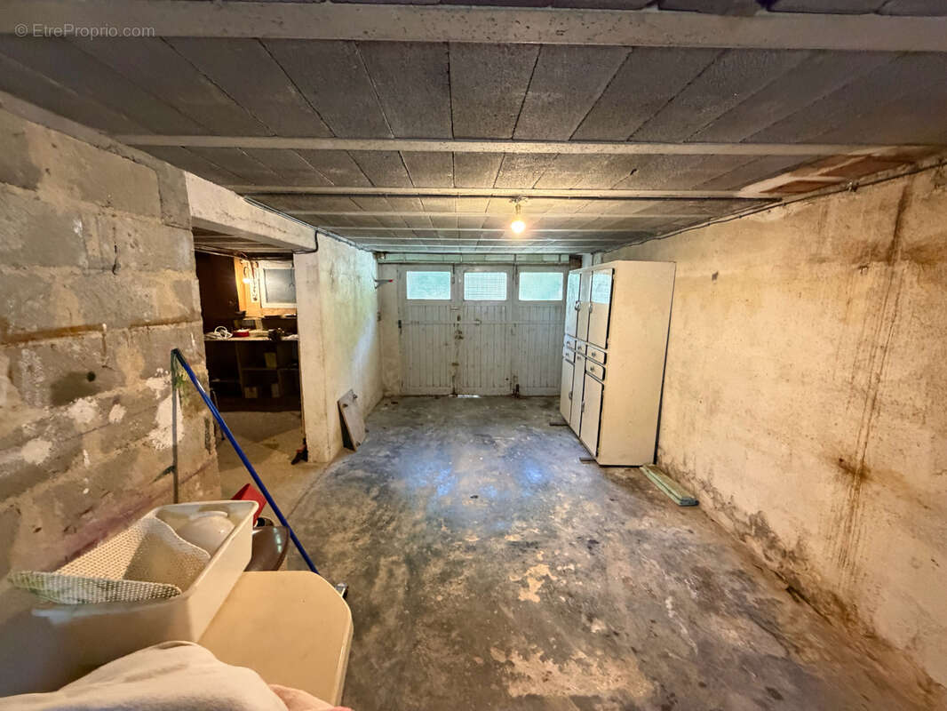 Maison 2 chambres + garage - dependance - terrain - photo 20