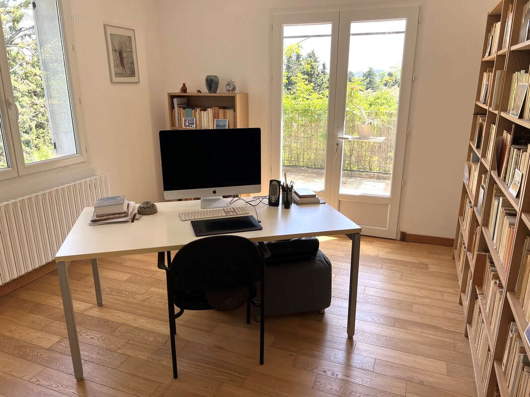 Maison à SAUVETERRE