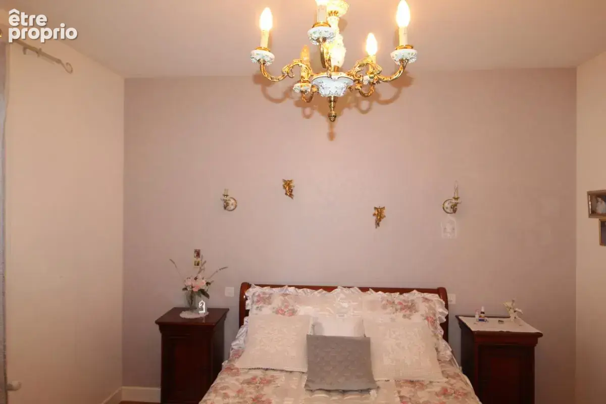 Maison familiale aux beaux volumes et grand terrain - photo 9