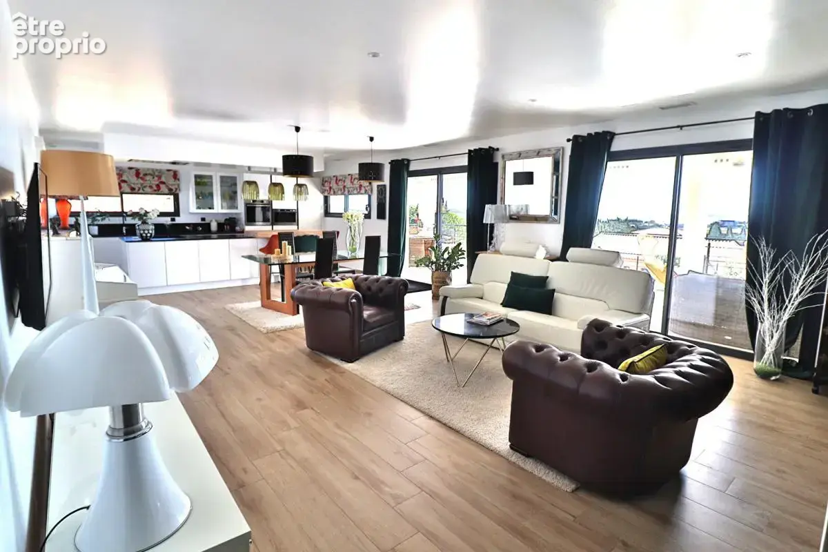 Villa contemporaine 5 pièce(s) 150 m2 sur un terrain de 1000m² avec piscine - photo 5
