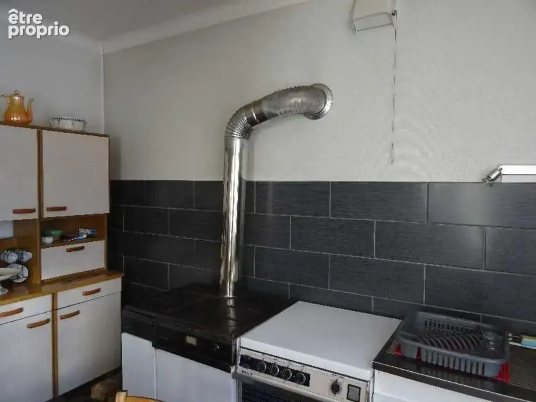 A bugeat en haute correze grande maison pierre de 120 m² 5 chambres - photo 3