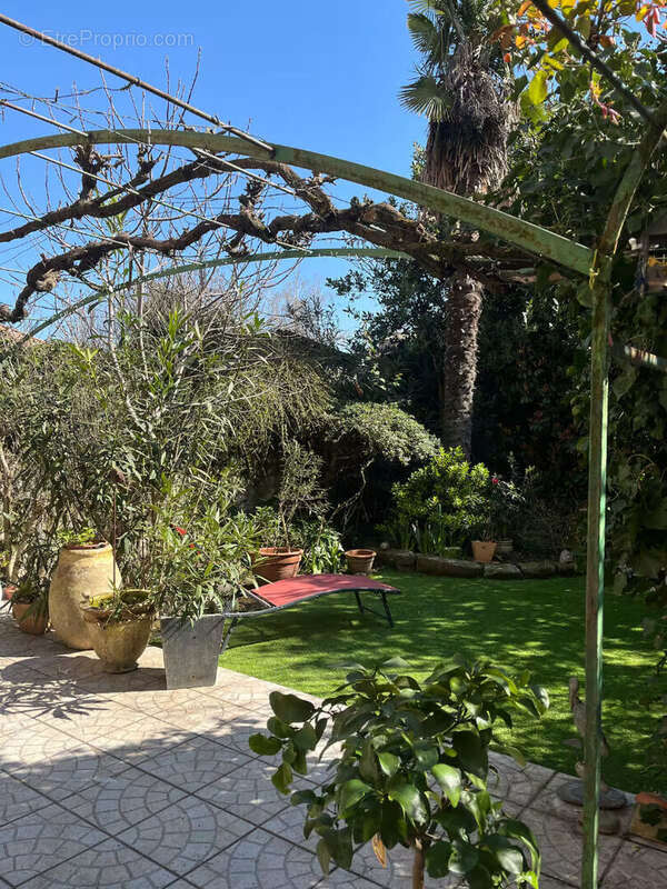 Maison à BOURG-LES-VALENCE