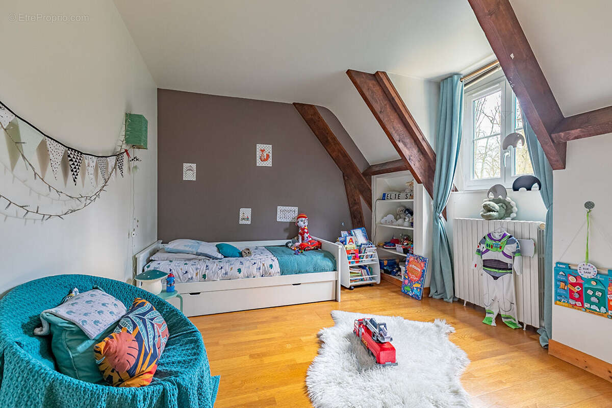 Maison à AUMONT-EN-HALATTE