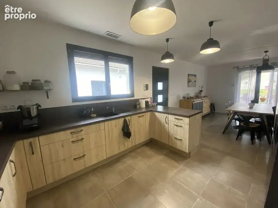 Maison 10 pièces 480 m² à vendre à Saint-Julien-En-Born (40170) - photo 4