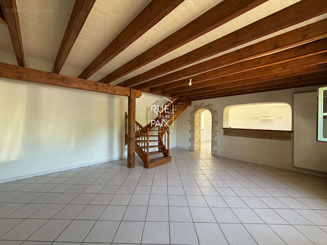 Longère - 154m2  - Terrain de 1600m2 - Grange - photo 2